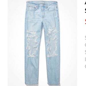 American Eagle Strigid Ripped 90s Straight Jean